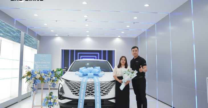 CHÚC MỪNG CHỊ LÃ THỊ THUÝ – CHỦ NHÂN MỚI CỦA OMODA C5 LUXURY